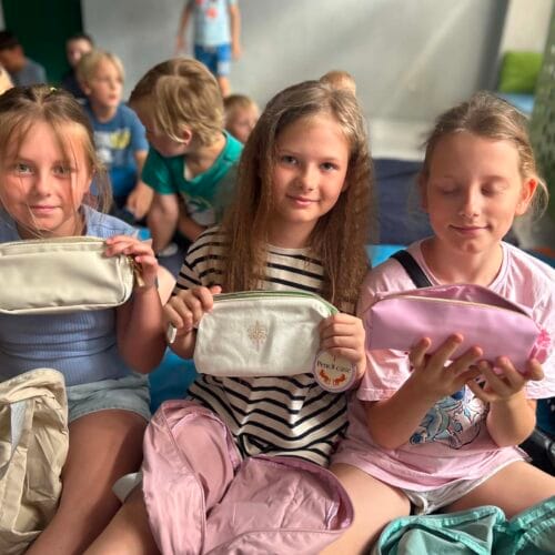 Girls Code Fun przekazuje wyprawkę szkolną